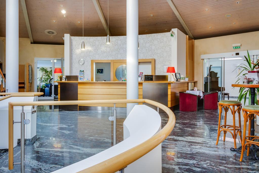 Seehotel Luisenhof Falkenhagen  Ngoại thất bức ảnh