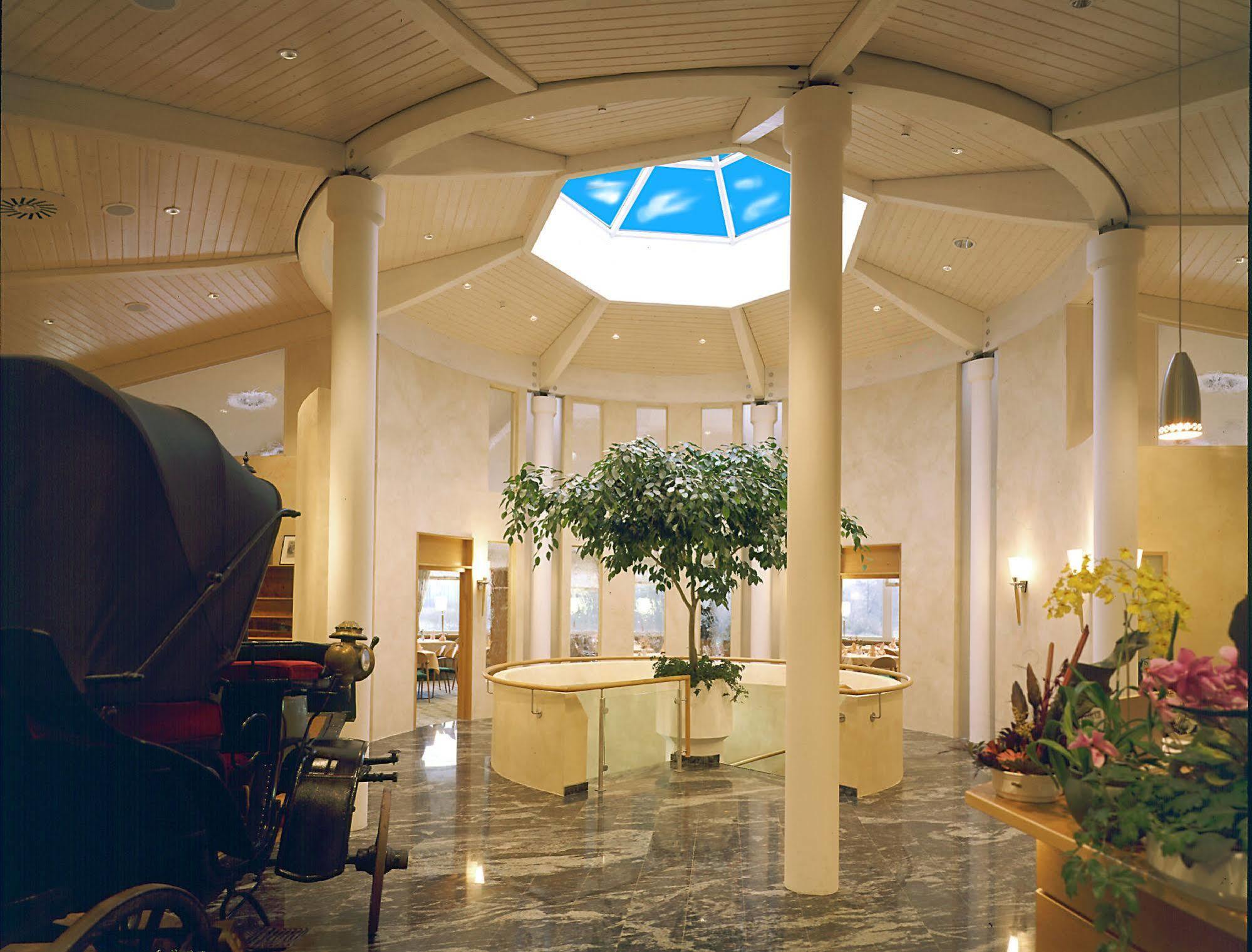 Seehotel Luisenhof Falkenhagen  Ngoại thất bức ảnh