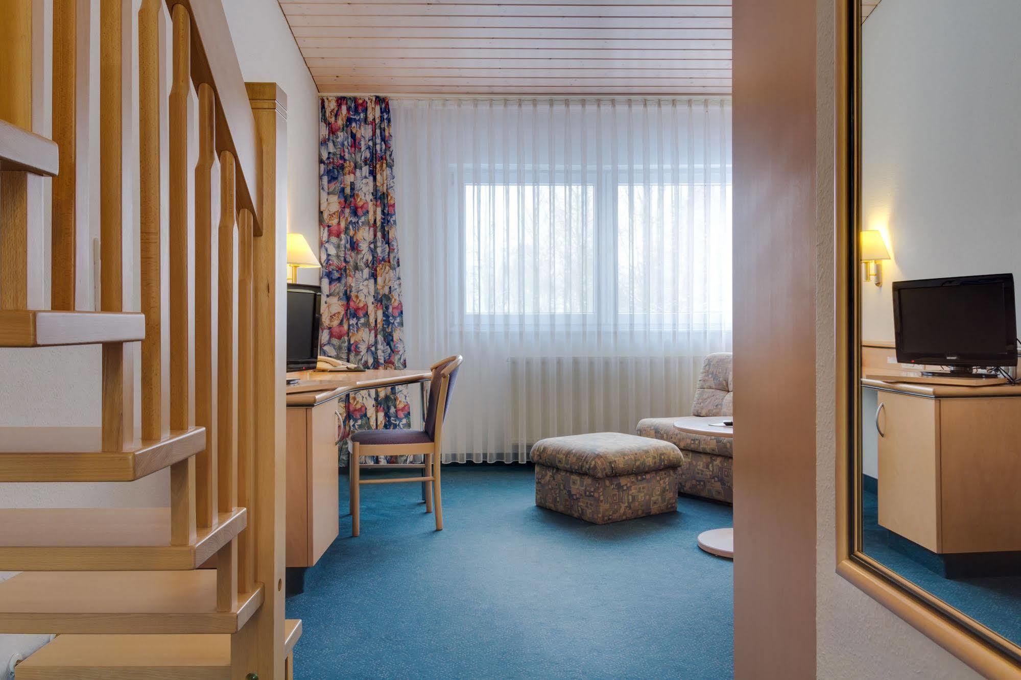 Seehotel Luisenhof Falkenhagen  Ngoại thất bức ảnh