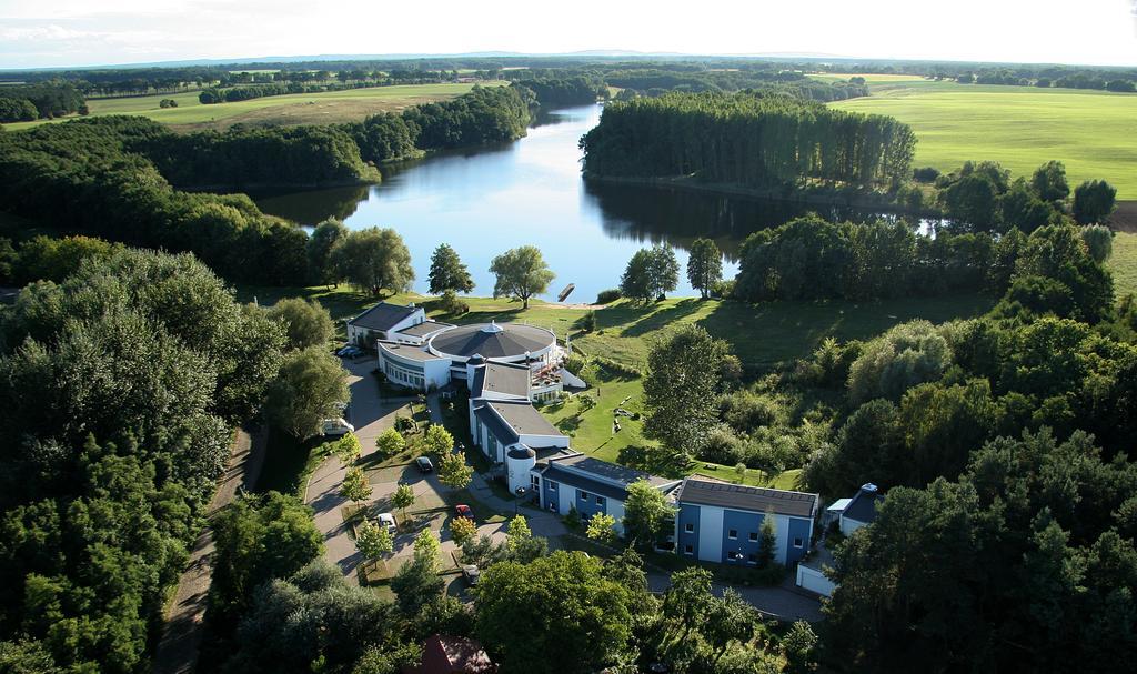 Seehotel Luisenhof Falkenhagen  Ngoại thất bức ảnh